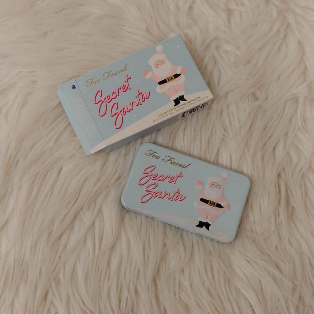 🎅FIRM! NWT TOO FACED SECRET SANTA EYESHADOW PALETTE (LIMITED EDITION)